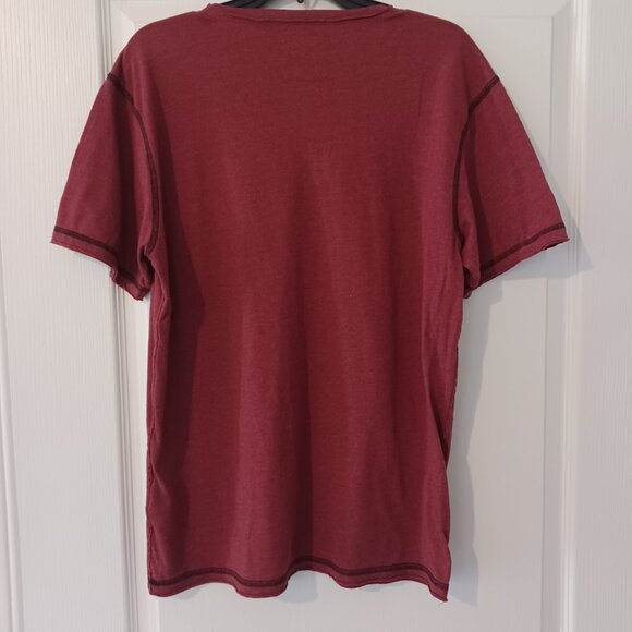 Men's Graphic T-shirt Size M - Picture 2 of 4